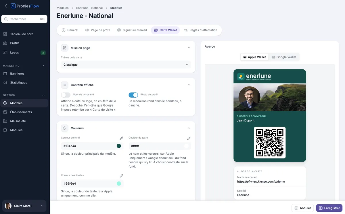 Réglages de la carte Wallet dans un modèle : contenu affiché, couleurs et aperçu Apple Wallet